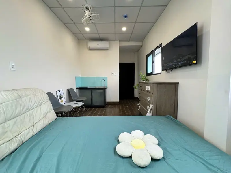 BÁN NHÀ ĐẸP 3 TẦNG - 56 M2- 8 PHÒNG CHO THUÊ- - XE HƠI ĐỖ CỬA- DÒNG T ỔN ĐỊNH- GIÁ 6Đ LỚN... Bán nhà riêng tại Tân Hưng, Hồ Chí Minh 01