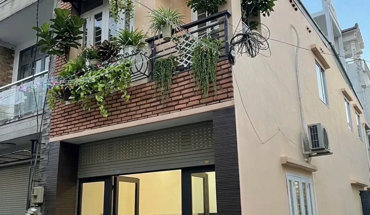 Bán nhà riêng 2 tầng, 3 phòng ngủ tại Bình Tân, hướng Đông, mặt tiền 4.1m hẻm xe tải... Bán nhà riêng tại Bình Tân, Hồ Chí Minh 01