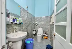 Nhà 2 Tầng 4 Phòng Ngủ Trung Tâm Dĩ An Giá Tốt... Bán nhà riêng tại Dĩ An, Hồ Chí Minh 11
