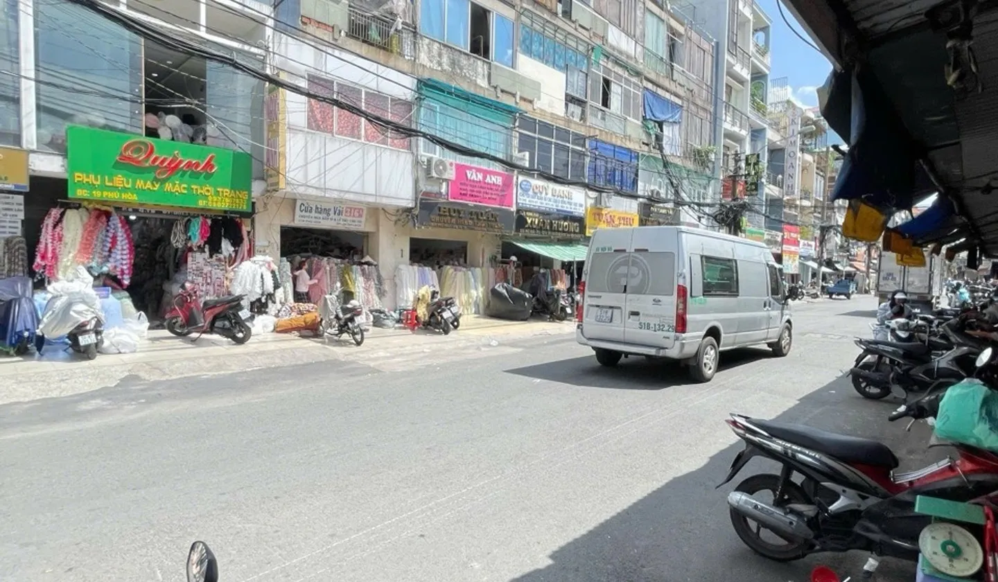 Bán nhà mặt tiền 8m -phú hoà-p.8-Tân Bình, giá 106 tỷ thương lượng... Bán nhà mặt phố tại Tân Hòa, Hồ Chí Minh 01