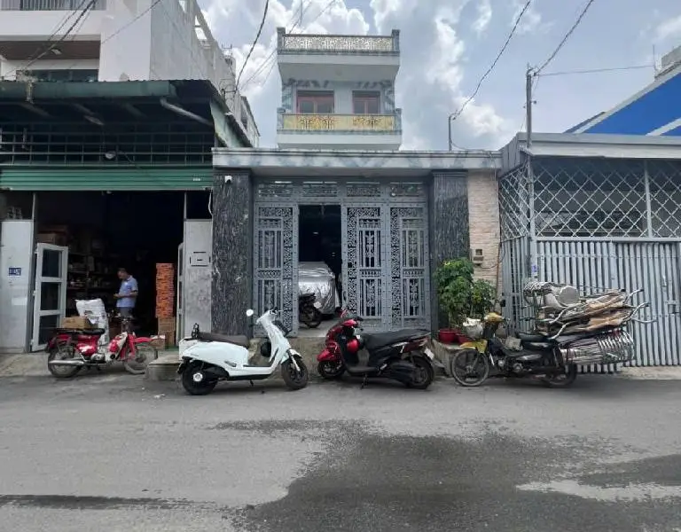 Cơ hội hiếm có sở hữu nhà 3 tầng rộng rãi tại Gò Vấp với giá cực tốt... Bán owner_side tại An Hội Đông, Hồ Chí Minh 01