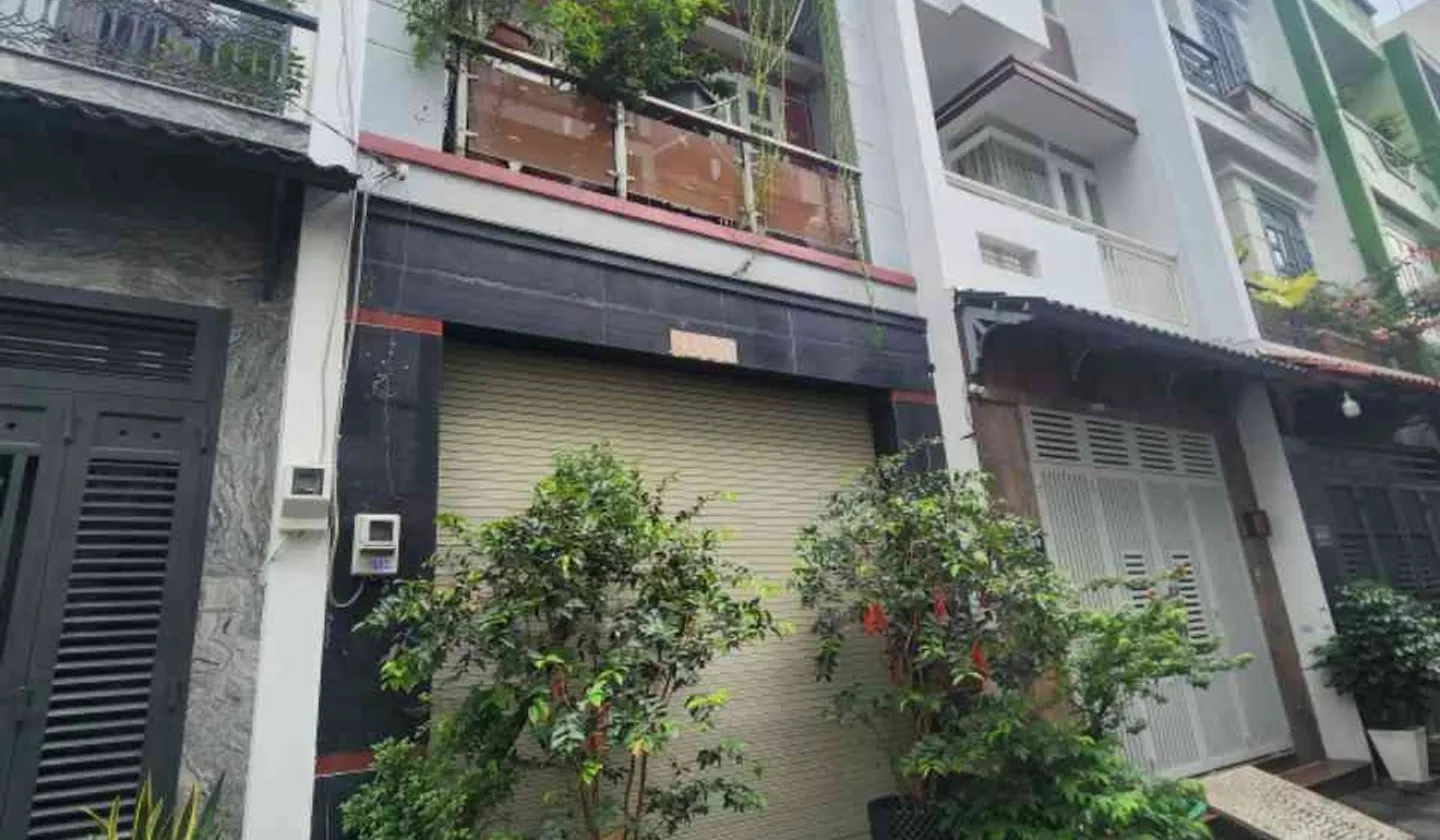 Bán nhà riêng 3 tầng 56m² tại phường Bình Hưng Hòa, Bình Tân, TP.HCM, giá 5.6 tỷ... Bán nhà riêng tại Bình Hưng Hòa, Hồ Chí Minh 01