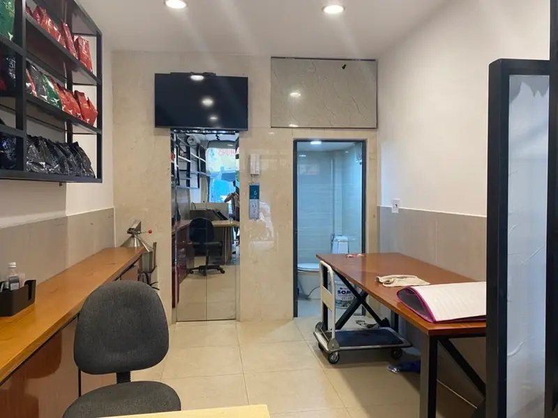 Nhà phố mặt tiền, vừa ở vừa kinh doanh thuận tiện.... Bán nhà mặt phố tại Minh Phụng, Hồ Chí Minh 01