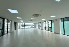 Bán toà nhà văn phòng Lô góc 3 mặt thoáng - 1 mặt phố + 2 mặt ngõ ô tô... Bán văn phòng tại Phương Liệt, Hà Nội 04