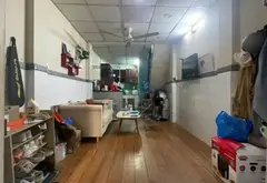 Nhà không có gì nhiều nhưng được cái đơn sơ, đang cho thuê gần 10 tr/tháng, Dtsd hơn 50m² chỉ 3 đồn... Bán nhà riêng tại Phú Thọ Hòa, Hồ Chí Minh 02