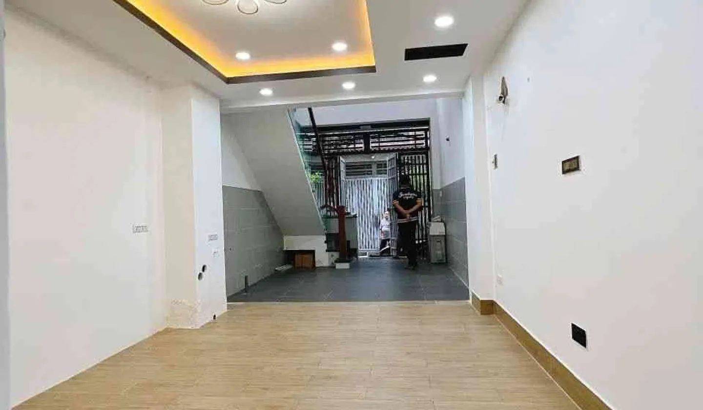 Nhà mới, 4 tầng, Ngày chợ hoa Hồ Thị Kỷ Quận 10, Dòng tiền cho thuê 20tr... Bán nhà riêng tại Vườn Lài, Hồ Chí Minh 01