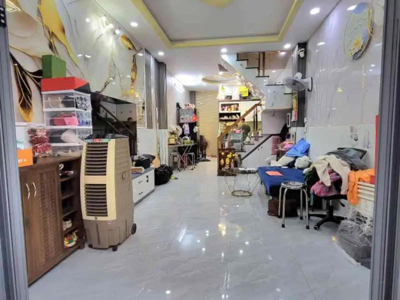 👉BÌNH TÂN- ĐƯỜNG CHIẾN LƯỢC $ 4.5 TL
👉DT:34 M2 (3.5 ×9.5)
 ĐẦU HẺM ÔTÔ - CUỐI HẺM BA GÁC . 
👉kế... Bán nhà riêng tại Bình Trị Đông, Hồ Chí Minh 01
