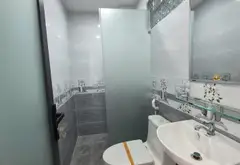 - Nhà 3 tầng BTCT có 3 PN 4WC, 1 sân thượng phía trước tầng 3 Mái BTCT.... Bán nhà riêng tại Bình Thới, Hồ Chí Minh 06