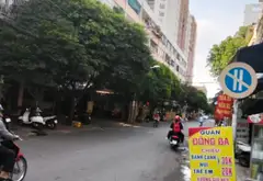 Bán nhà mặt phố 5 tầng kiên cố tại Tân Bình, diện tích 30m2 giá 8 tỷ đồng... Bán nhà mặt phố tại Bảy Hiền, Hồ Chí Minh 01