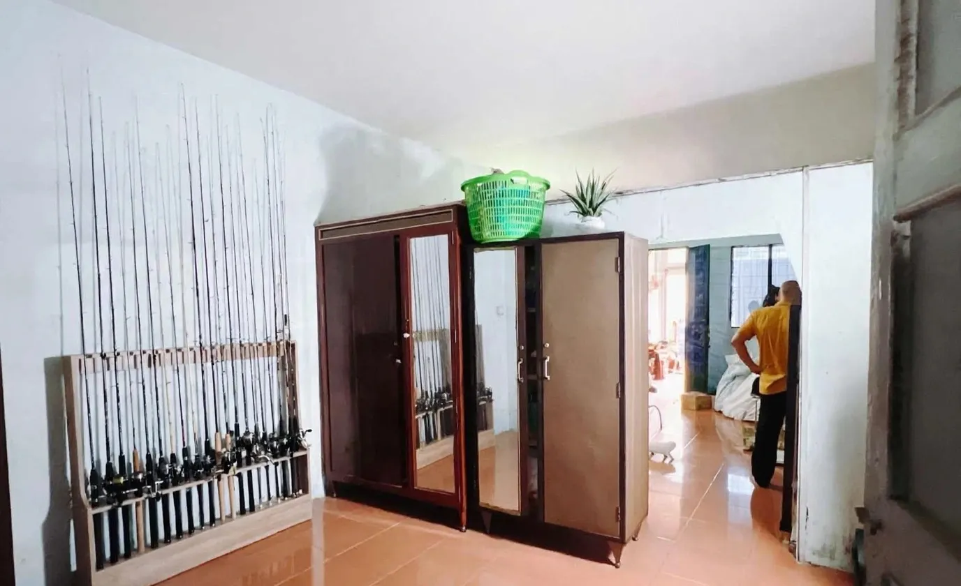 GẦN HỒ BƠI VÂN ĐỒN - 77M2 - 6.69T - NGANG GẦN 5M - SHR... Bán nhà riêng tại Khánh Hội, Hồ Chí Minh 01