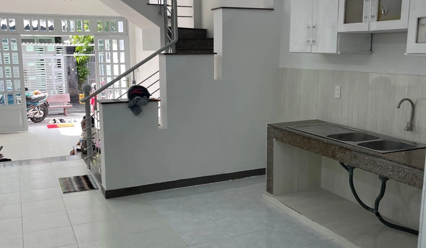 BÁN NHÀ HẺM XE HƠI THÔNG- TRƯỜNG CHINH – ĐÔNG HƯNG THUẬN, QUẬN 12... Bán nhà riêng tại Đông Hưng Thuận, Hồ Chí Minh 01