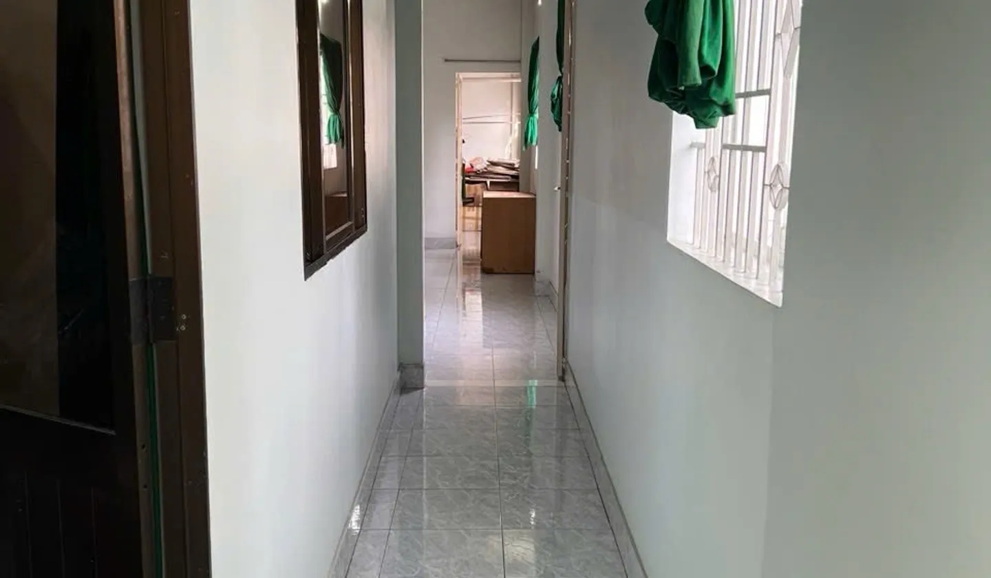 Nhà phố 3 tầng rộng rãi ngay trung tâm Tân Bình... Bán nhà mặt phố tại Bảy Hiền, Hồ Chí Minh 01