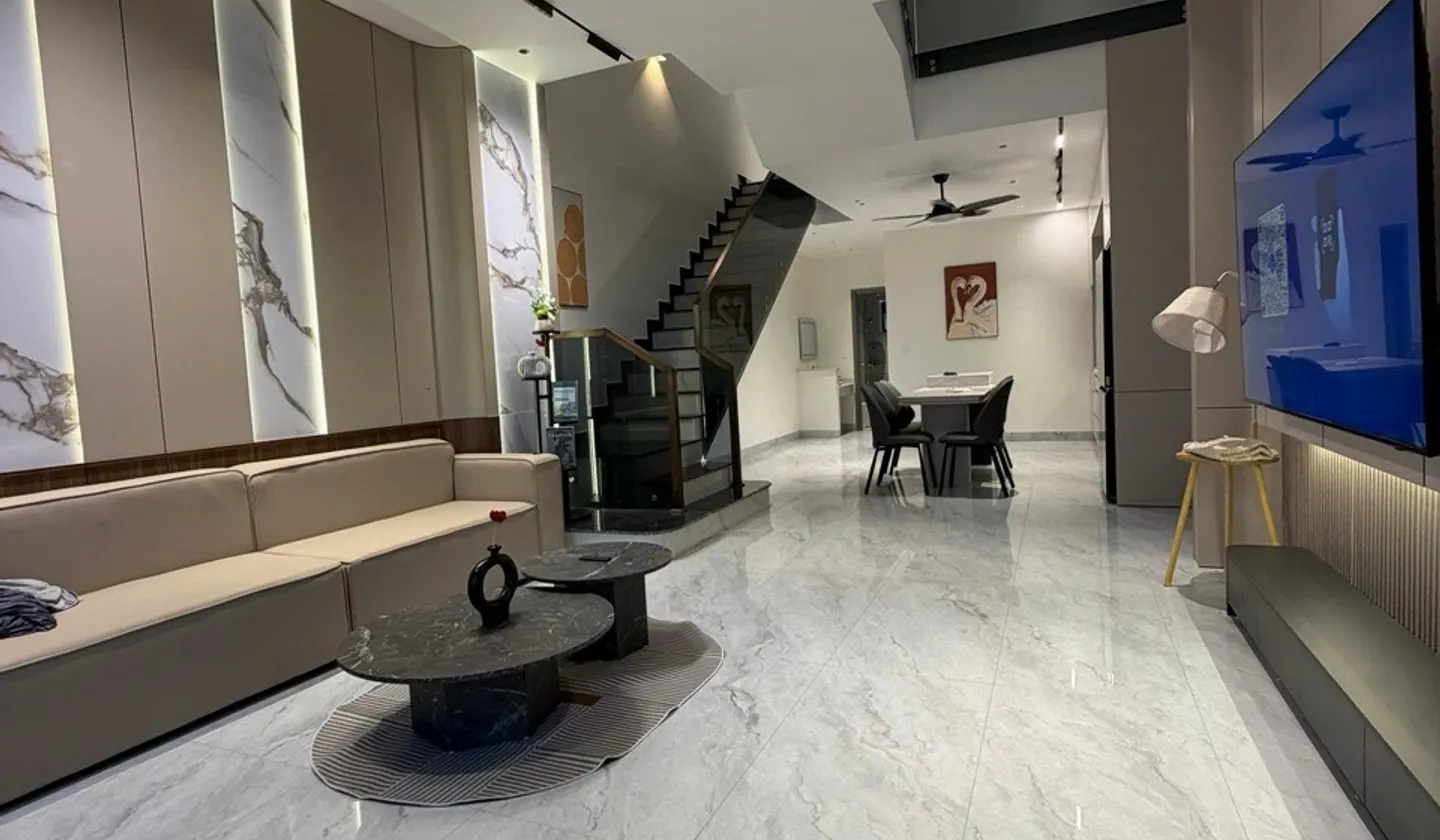 😳 96M² Ở HÒA XUÂN – 3 PHÒNG NGỦ ĐỀU KHÉP KÍN, CÓ CẢ SÂN Ô TÔ!... Bán nhà mặt phố tại Cẩm Lệ, Đà Nẵng 01