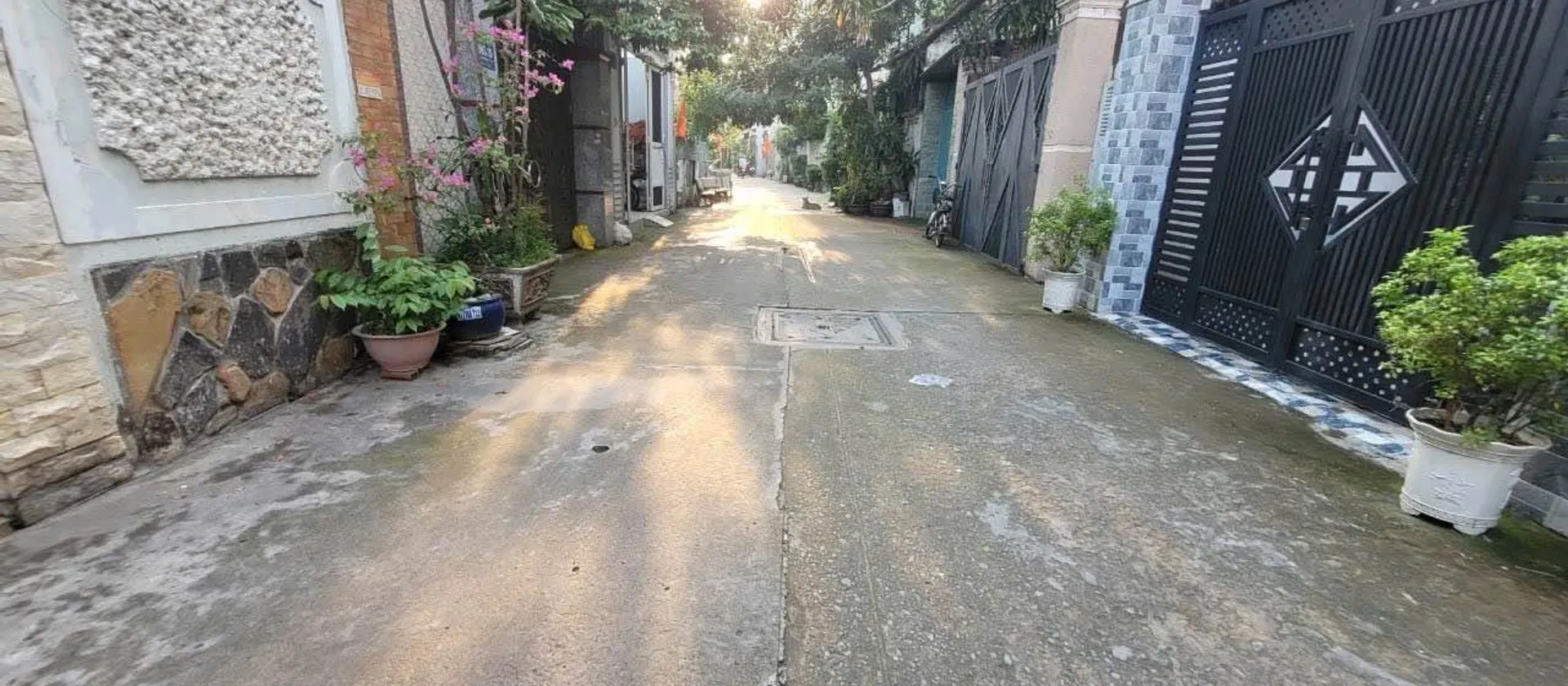 Biệt thự Phân khúc cao cấp tại Lạc Long Quân, Gần chợ vải Tân Bình, 70m2, 5 tầng đẳng cấp... Bán nhà riêng tại Bảy Hiền, Hồ Chí Minh 01