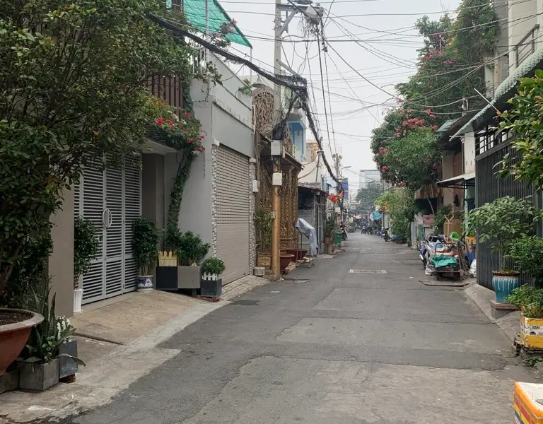 Bán nhà C4 cũ có dòng tiền 45tr, 276m2, ngang 7.1, sát Nhà Thi đấu đa năng quận 7, đường nhựa... Bán nhà riêng tại Tân Thuận, Hồ Chí Minh 01