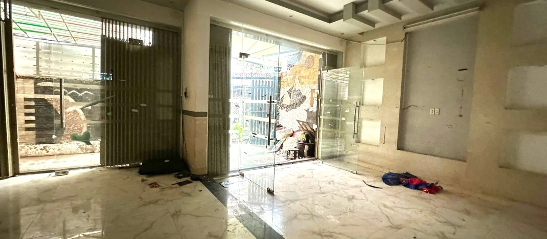 Nhà rộng 3 tầng có sân thượng sáng thoáng giữa Quận 8... Bán nhà riêng tại Bình Đông, Hồ Chí Minh 01