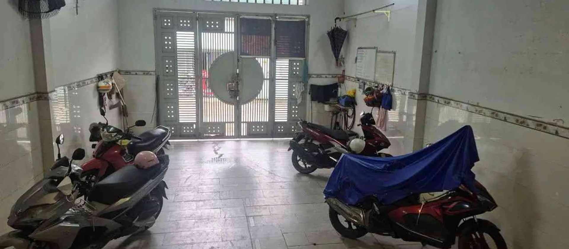 Bán nhà 3 tầng 129m2 tại phường Bình Tân, TP.HCM... Bán nhà riêng tại Bình Tân, Hồ Chí Minh 01