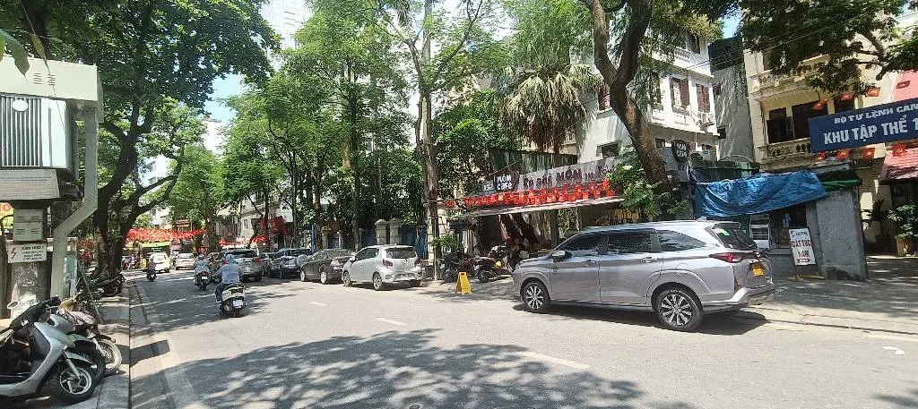 Nhà phố lô góc đẳng cấp tại trung tâm Ba Đình... Bán nhà mặt phố tại Ba Đình, Hà Nội 01