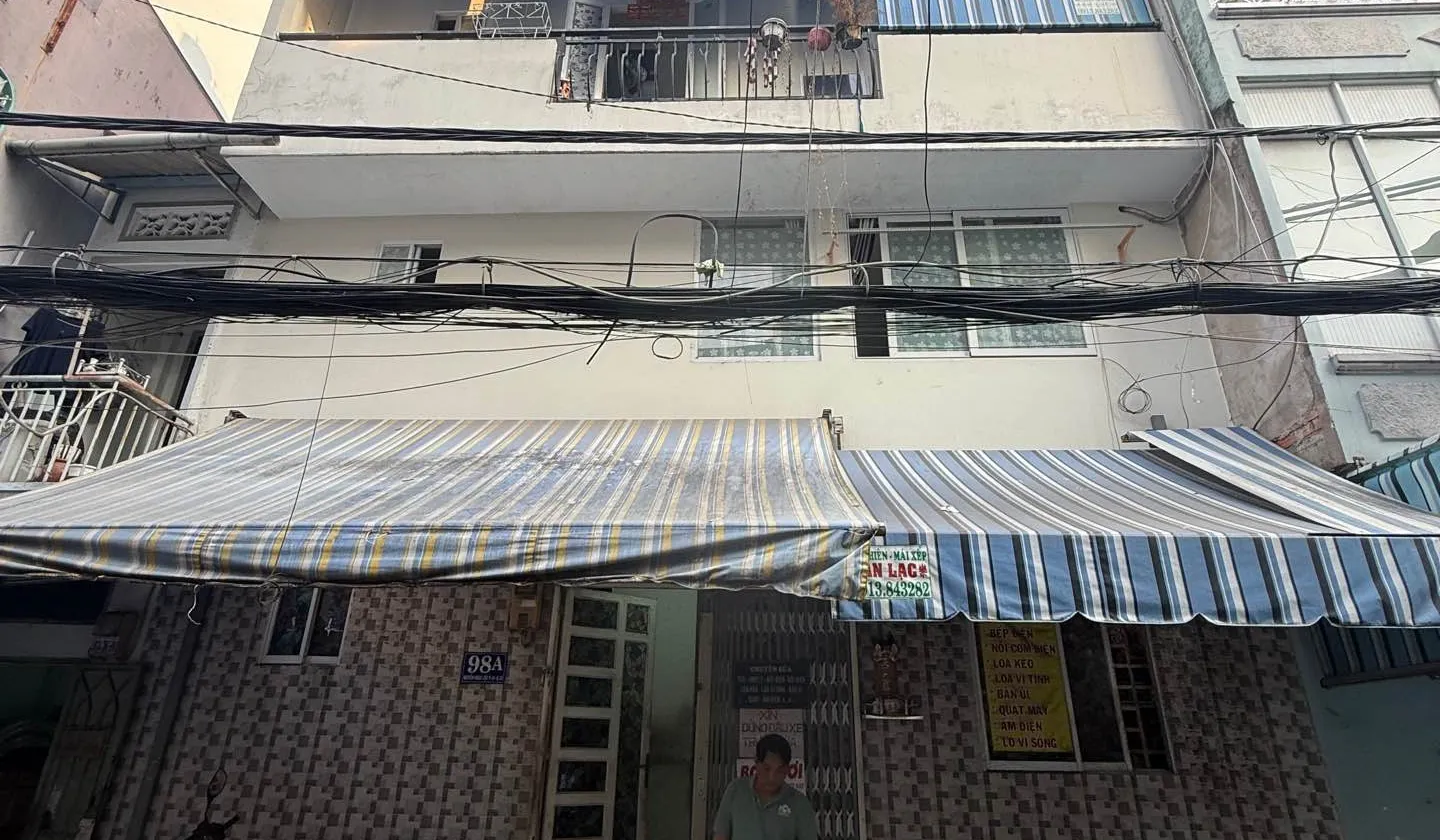 Nhà mặt phố trung tâm, rộng 36m2, giá siêu hấp dẫn... Bán nhà mặt phố tại Diên Hồng, Hồ Chí Minh 01