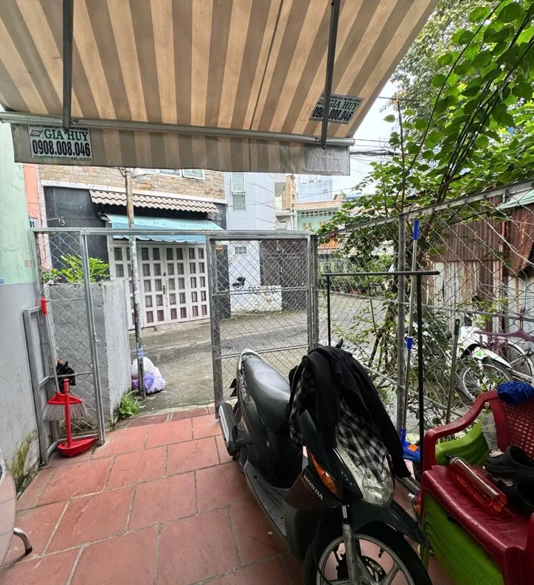 Nhà nhỏ xinh hẻm xe tải trung tâm Quận 11... Bán nhà riêng tại Phú Thọ, Hồ Chí Minh 01