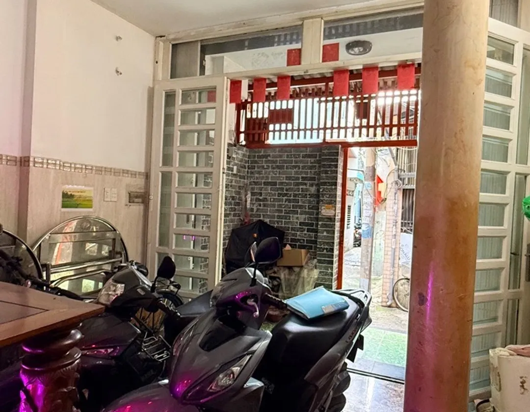 Nhà góc 2 mặt thoáng siêu đẹp tại Tân Hòa, giá hấp dẫn... Bán nhà riêng tại Tân Hòa, Hồ Chí Minh 01