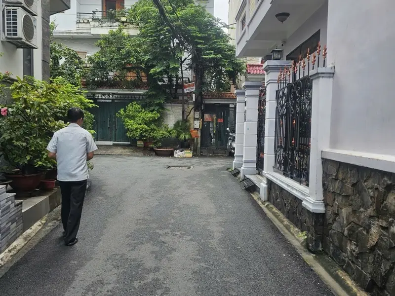 Nhà 4 tầng xinh xắn gần sân bay Tân Bình... Bán nhà riêng tại Tân Bình, Hồ Chí Minh 01
