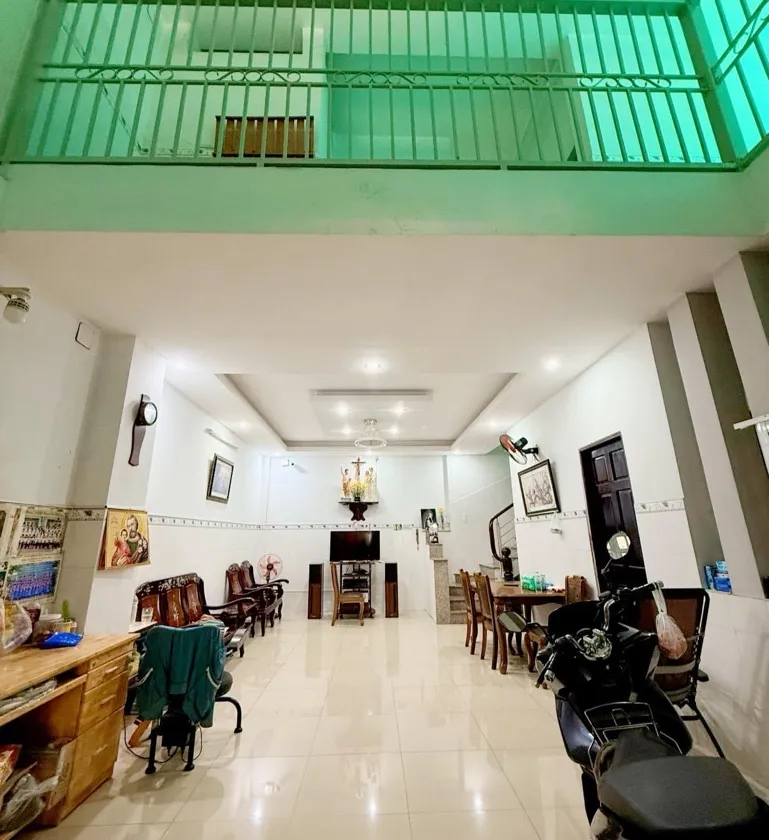 Bán nhà mặt phố rộng 136m2, mặt tiền 8.5m tại quận 12, giá 12.8 tỷ VNĐ... Bán nhà mặt phố tại Đông Hưng Thuận, Hồ Chí Minh 01