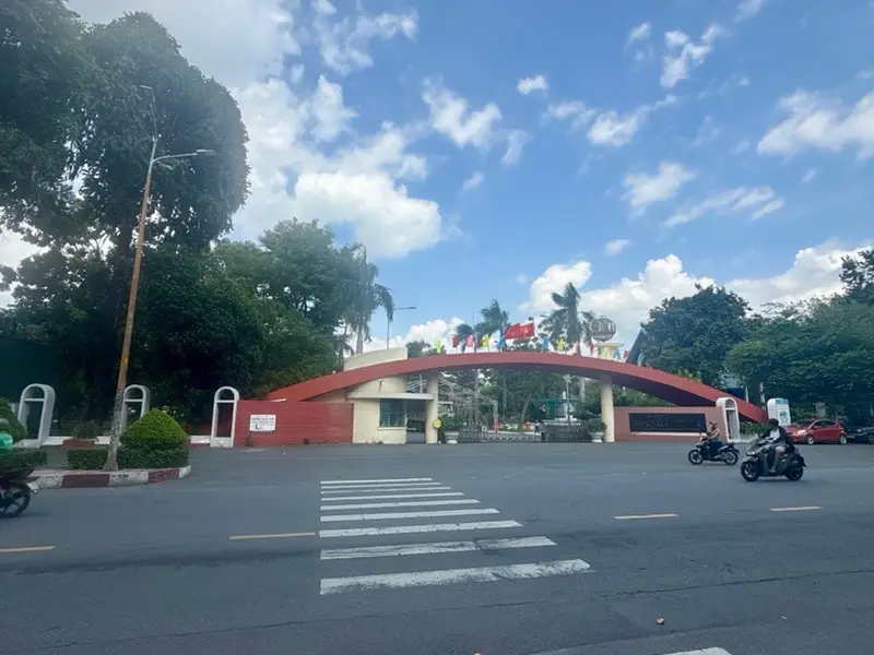 Nhà mặt phố 5 tầng view công viên Bình Phú siêu đẹp... Bán nhà mặt phố tại Bình Phú, Hồ Chí Minh 01