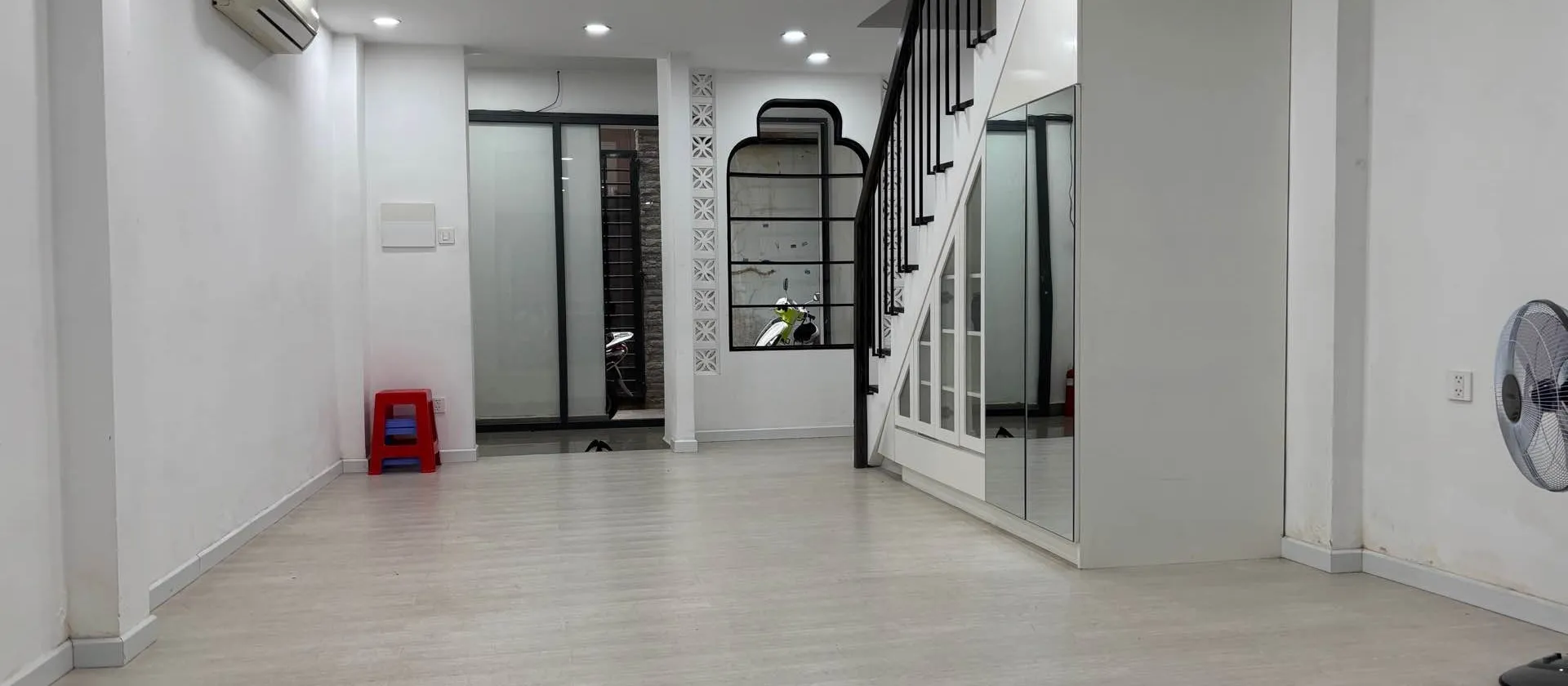 Cơ hội sở hữu nhà phố sang trọng tại Tân Bình chỉ với 7,3 tỷ... Bán nhà riêng tại Tân Bình, Hồ Chí Minh 01