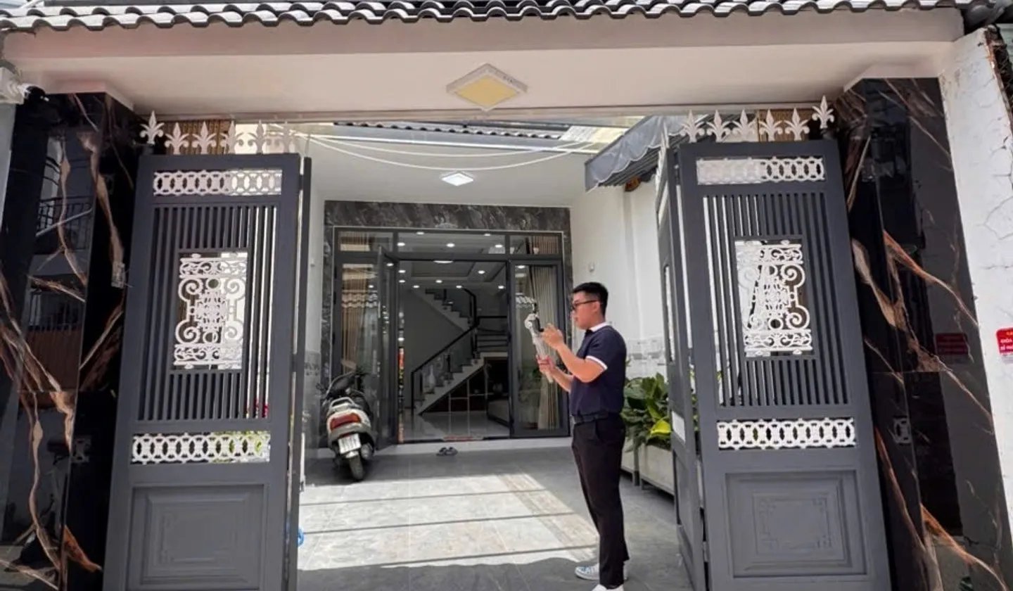 Nhà 2 Tầng, Mặt Tiền Hẻm Kinh Doanh, 104M2, 4.6x25M Huỳnh Tấn Phát Quận 7... Bán nhà riêng tại Tân Mỹ, Hồ Chí Minh 01