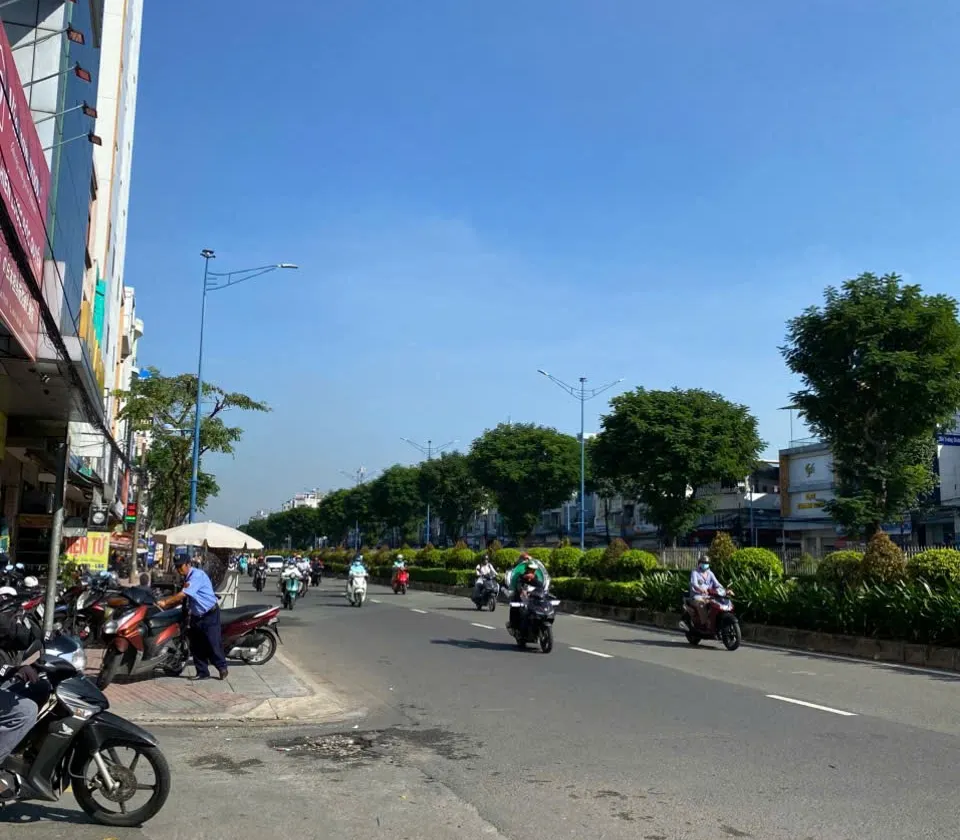 Bán nhà mặt phố Phường Đông Hưng Thuận, Hồ Chí Minh, diện tích 45m2, pháp lý có sổ... Bán nhà mặt phố tại Đông Hưng Thuận, Hồ Chí Minh 01