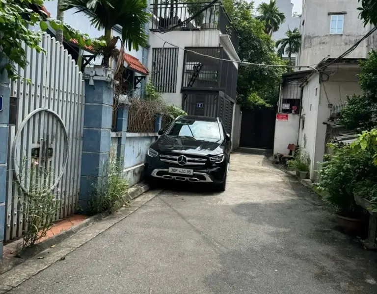 CỰC HIẾM - DÂN XÂY - DÒNG TIỀN - GA RA Ô TÔ NẾU MUỐN - 3 MẶT THOÁNG - SAU NHÀ CÓ DỰ ÁN MỞ RỘNG... Bán nhà riêng tại Việt Hưng, Hà Nội 01