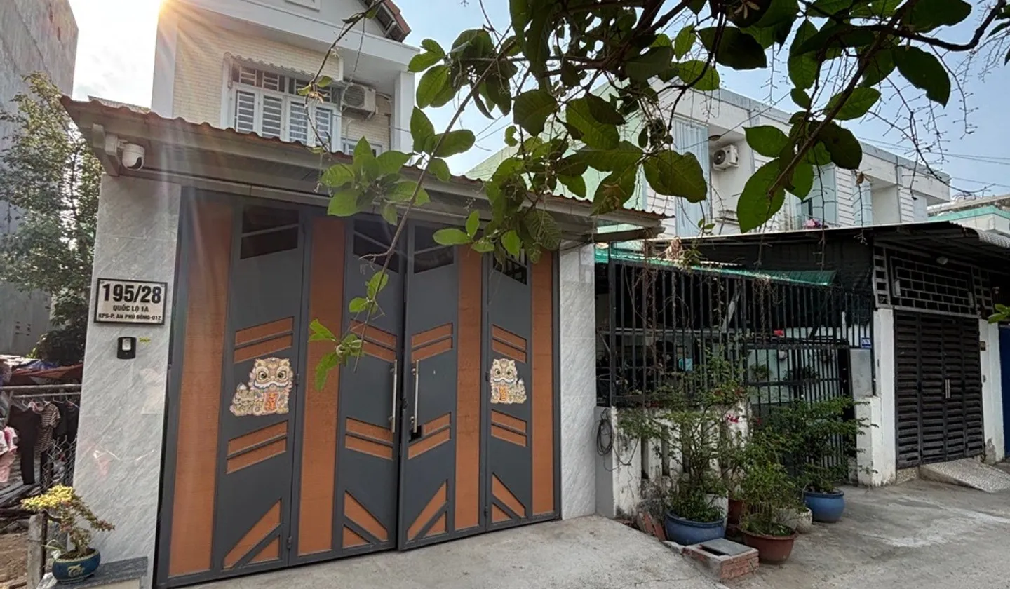 Bán nhà riêng Quận 12 gần Đại học Nguyễn Tất Thành, nhà mới, hẻm xe hơi... Bán nhà riêng tại An Phú Đông, Hồ Chí Minh 01