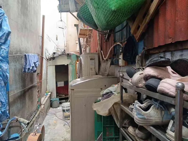 Bán nhà riêng 58m² tại Dương Bá Trạc, thích hợp xây mới, gần hẻm ô tô tránh... Bán nhà riêng tại Chánh Hưng, Hồ Chí Minh 01