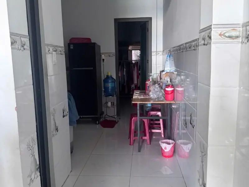 HƠN 3 T.Ỷ -PHAN VĂN HỚN -BÀ ĐIỂM - NHÀ 2 TẦNG-97M2 -HẺM 5 M... Bán nhà riêng tại Bà Điểm, Hồ Chí Minh 01