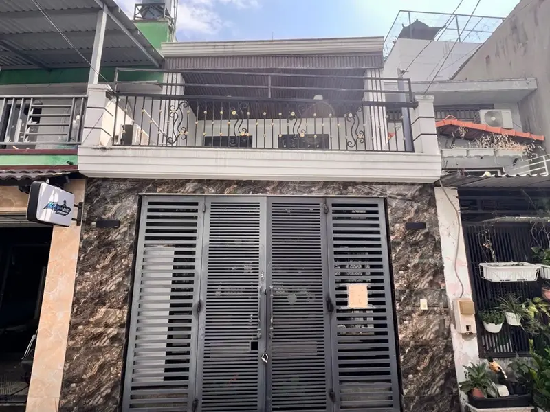 Bán nhà riêng 2 tầng quận 7 diện tích 51m² gần mặt tiền Nguyễn Văn Quỳ... Bán nhà riêng tại Phú Thuận, Hồ Chí Minh 01
