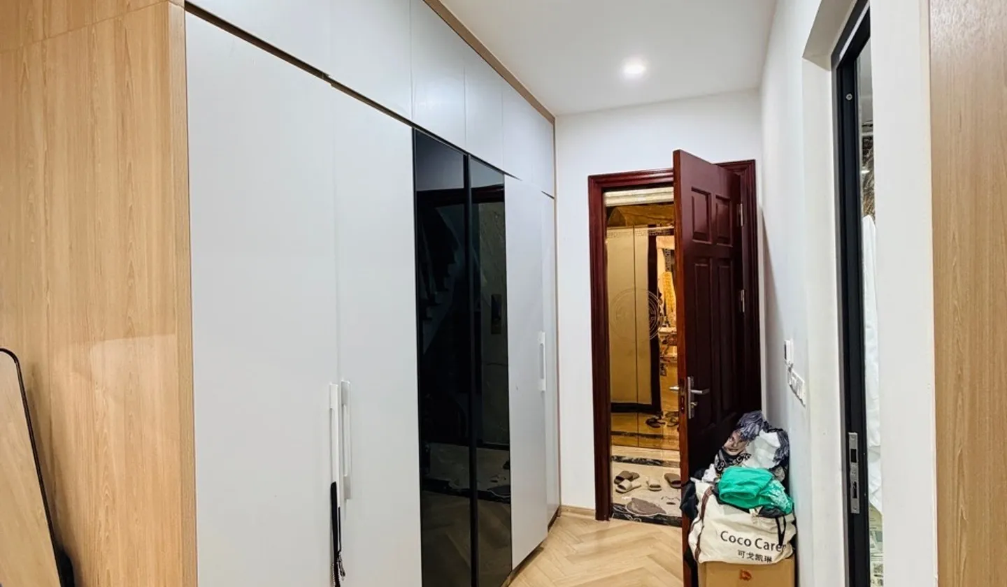 Cơ hội vàng sở hữu nhà 6 tầng mặt ngõ phố cổ Ngọc Lâm giá tốt nhất khu vực... Bán nhà riêng tại Bồ Đề, Hà Nội 01