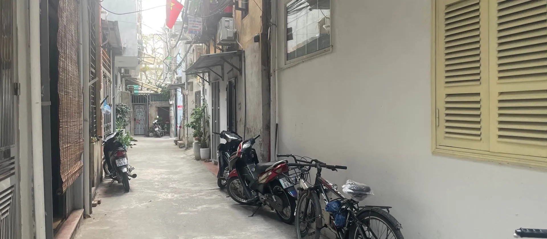 Bán nhà riêng 4 tầng tại Đức Giang long biên HN ngõ thông, ô tô nhỏ qua, diện tích 54.9 m2... Bán nhà riêng tại Việt Hưng, Hà Nội 01
