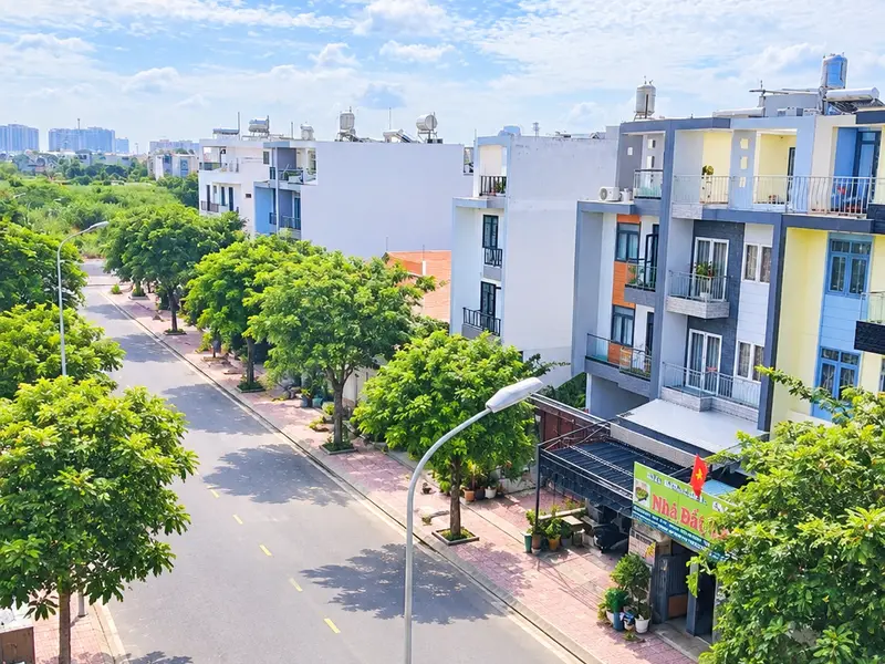 Cơ hội sở hữu nhà phố 5 x 20 10pn, ngay mặt tiền đường ô tô tại Bình Hưng BC... Bán nhà mặt phố tại Bình Hưng, Hồ Chí Minh 01