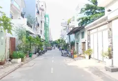NHÀ 2 TẦNG
1 TRỆT - 1 LỮNG , 2 PHÒNG NGỦ, 1 VỆ SINH

👍 DIỆN TÍCH : NGANG 5 MÉT × DÀI 18 MÉT... Bán nhà riêng tại Bình Trị Đông, Hồ Chí Minh 02