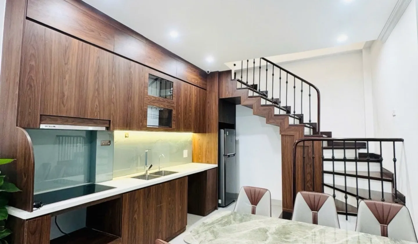 Nhà mặt ngõ 6 Tầng Ngọc Thụy ô tô vào nhà, Giá Tốt Hiếm Có.... Bán nhà riêng tại Bồ Đề, Hà Nội 01