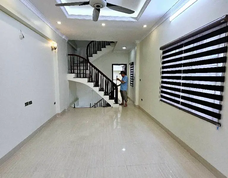 Nhà mặt phố lô góc tại Ngũ Nhạc - Cơ hội vàng kinh doanh đỉnh cao nhanh tay sở hữu nhà nhé... Bán nhà mặt phố tại Vĩnh Hưng, Hà Nội 01