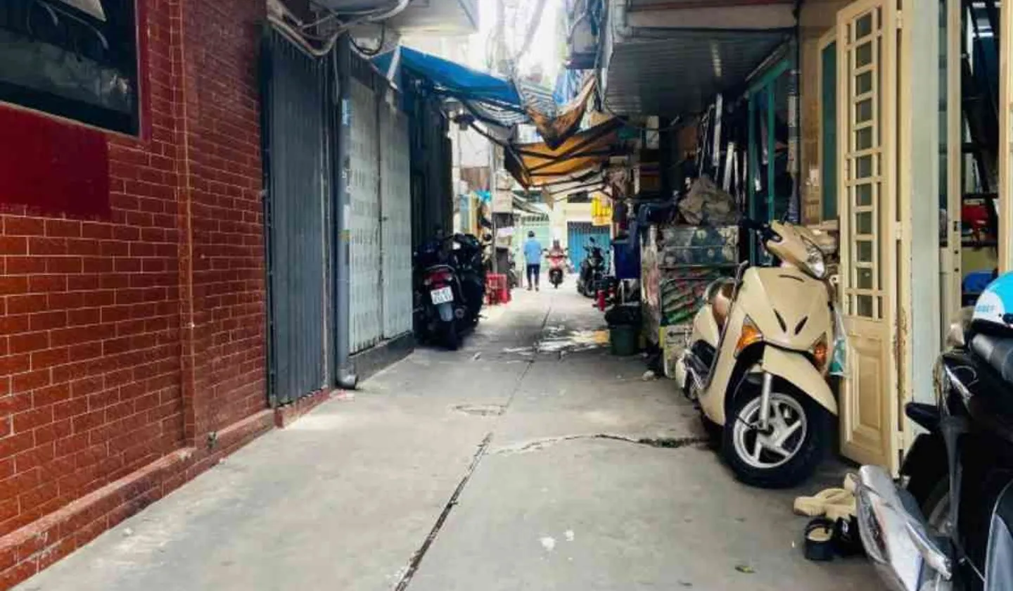 📐 Diện tích: 42m²(3.9 x 11) Lô góc, 2 mặt thoáng – không lộ giới 🏗 Kết cấu: 4 tầng, 1 trệt, 1 lửn... Bán nhà riêng tại An Đông, Hồ Chí Minh 01