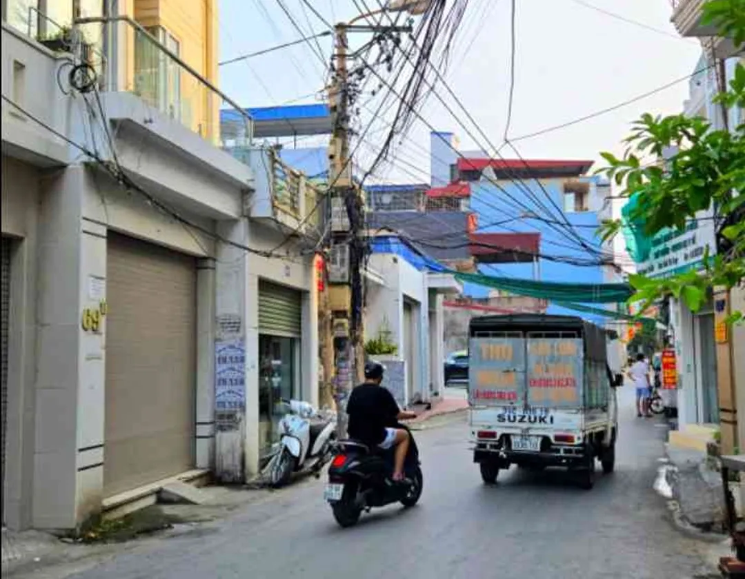 BÁN NHÀ MẶT ĐƯỜNG NHÁNH VĂN CAO KIỀU SƠN 4 TẦNG HƠN 5 TỶ CÓ SẴN DÒNG TIỀN... Bán nhà riêng tại Hải An, Hải Phòng 01