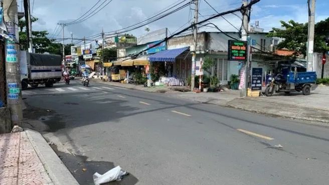 Bán nhà mặt phố 1 tầng 135m2 tại An Dương Vương, quận 8... Bán nhà mặt phố tại Phú Định, Hồ Chí Minh 01