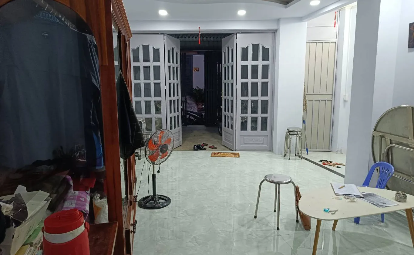 Bán nhà mặt phố 2 tầng, 5 phòng ngủ tại Bình Tân, giá 6,5 tỷ... Bán nhà mặt phố tại An Lạc, Hồ Chí Minh 01