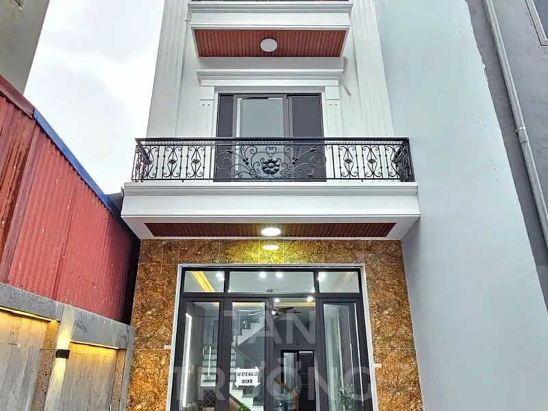 Nhà riêng 3,5 tầng 4 phòng ngủ tại Quỳnh Hoàng - Nam Sơn với sân cổng ô tô... Bán nhà riêng tại An Hải, Hải Phòng 01
