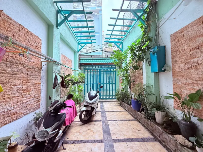 Nhà 3 tầng rộng 116m² tại quận Gò Vấp, phù hợp kinh doanh và ở... Bán nhà riêng tại Hạnh Thông, Hồ Chí Minh 01