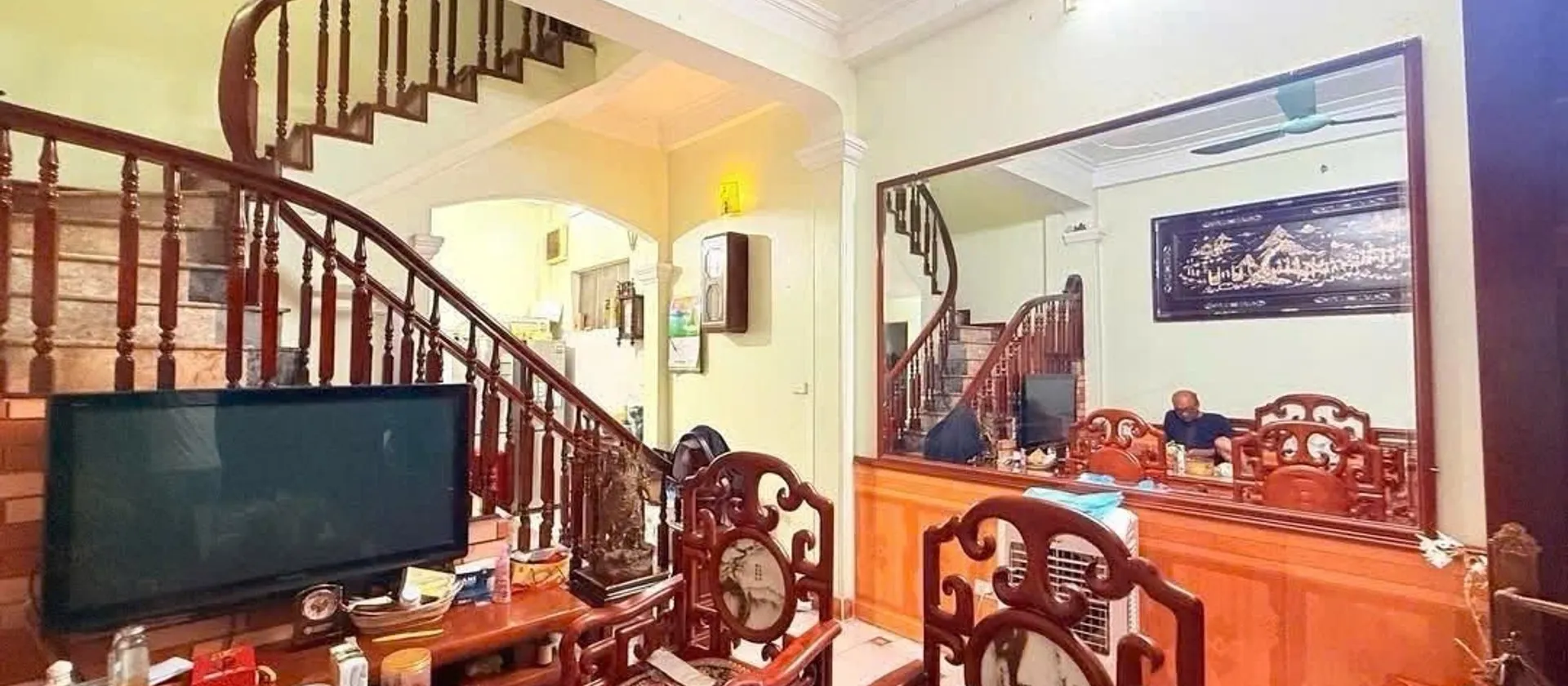Bán nhà 4 tầng tại Phường Nghĩa Đô, diện tích 41m² giá 12,5 tỷ, gần oto. Nội thất gỗ lim.... Bán nhà riêng tại Nghĩa Đô, Hà Nội 01