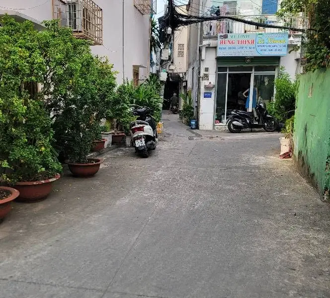 Nhà riêng 2 tầng 4 phòng ngủ tại phường Tân Phú, Hồ Chí Minh... Bán nhà riêng tại Tân Phú, Hồ Chí Minh 01
